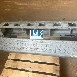 Bó vỉa gang đúc đứng