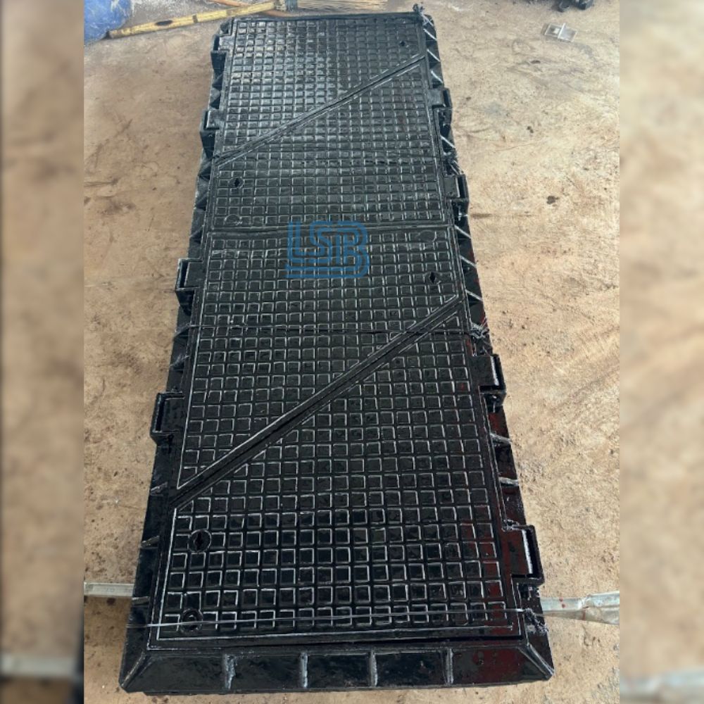 NẮP HỐ GA GANG BỂ CÁP ĐIỆN LỰC VIỄN THÔNG Nắp bể cáp 4 cánh Lương Sơn Bạc sản xuất