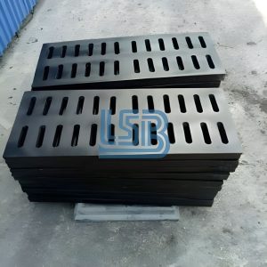 Song chắn rác composite không khung dễ gia công