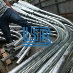 Trụ đèn cảm biến ánh sáng tự động