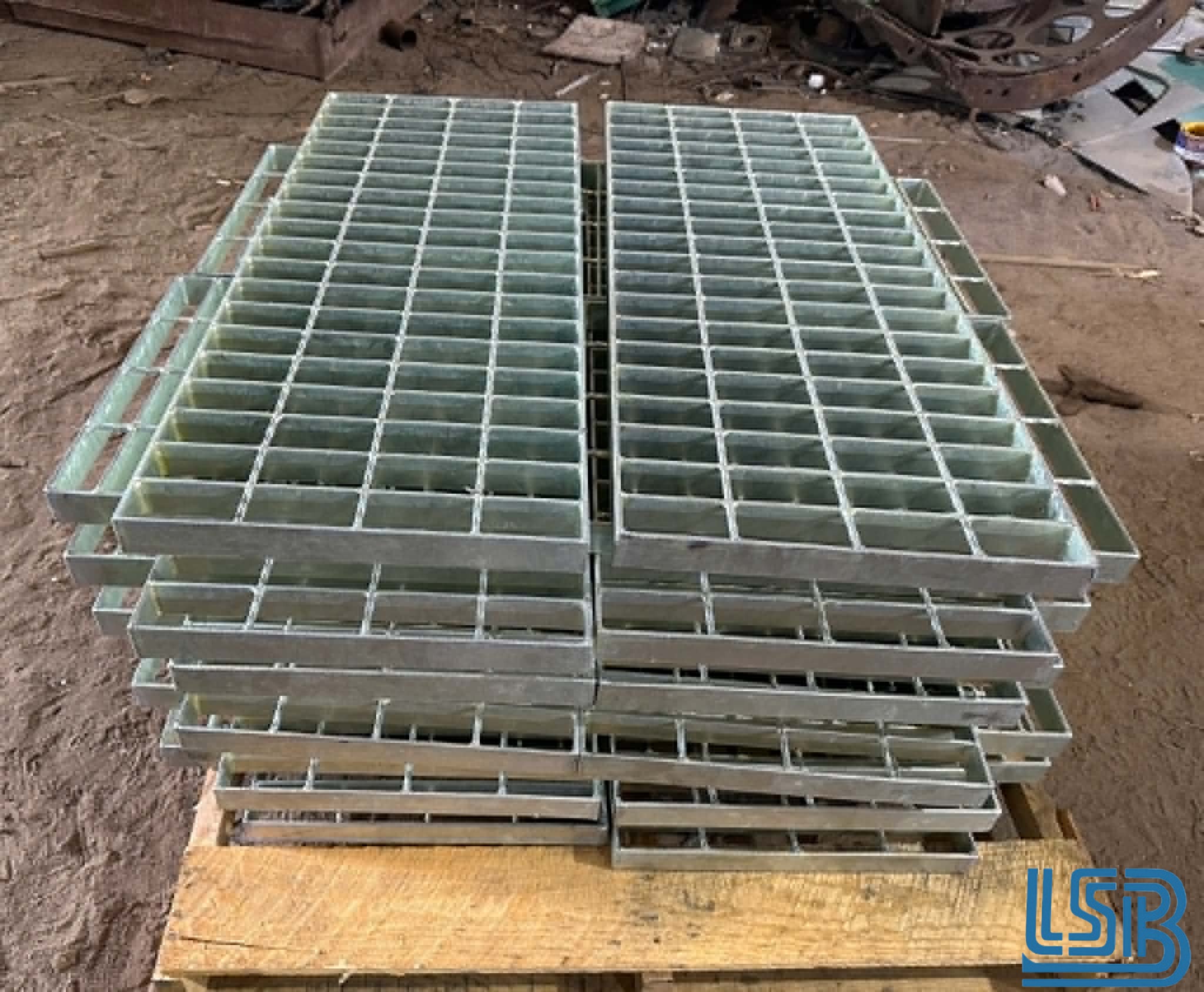 Lương Sơn Bạc cung cấp tấm grating mạ kẽm nhúng nóng uy tín toàn quốc